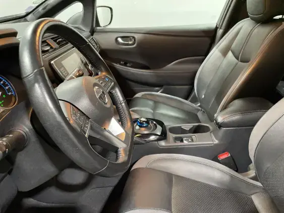 NISSAN LEAF II - voiture d'occasion - Photo 17