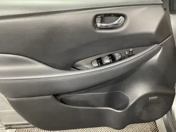 NISSAN LEAF II - voiture d'occasion - Photo 18