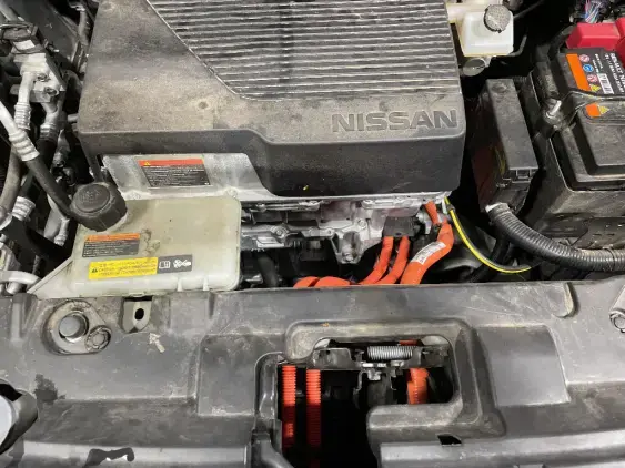 NISSAN LEAF II - voiture d'occasion - Photo 20