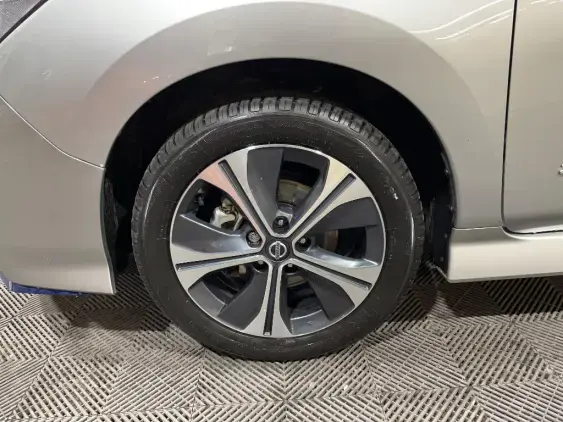 NISSAN LEAF II - voiture d'occasion - Photo 22