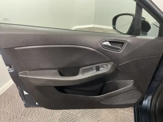 RENAULT CLIO V - voiture d'occasion - Photo 18