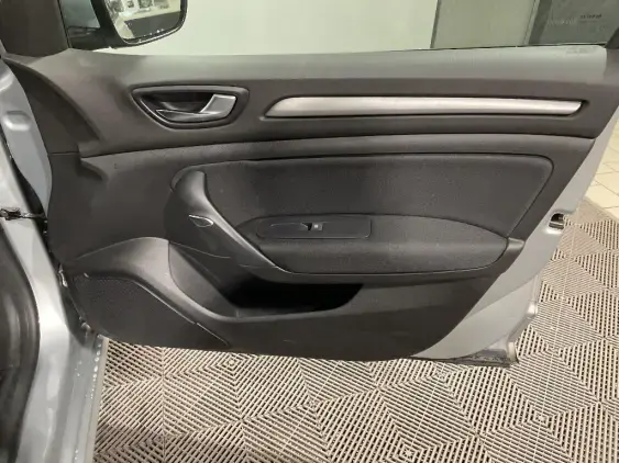 RENAULT MEGANE IV - voiture d'occasion - Photo 20