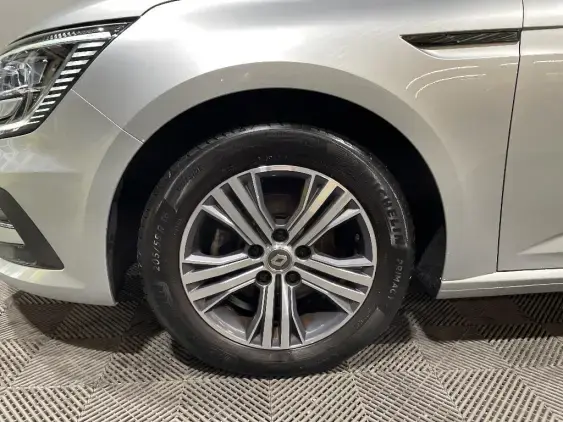 RENAULT MEGANE IV - voiture d'occasion - Photo 23