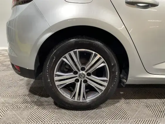 RENAULT MEGANE IV - voiture d'occasion - Photo 25