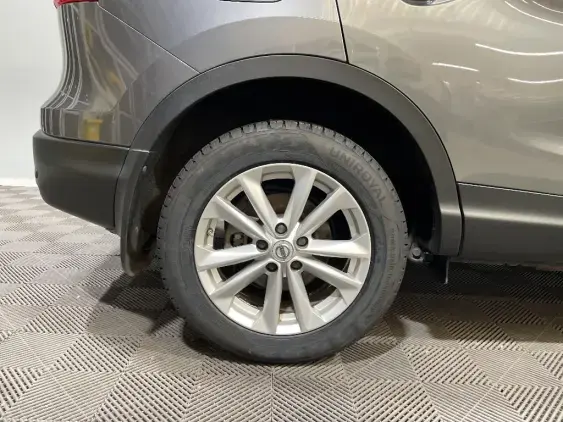 NISSAN QASHQAI II - voiture d'occasion - Photo 25