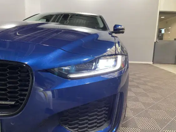 JAGUAR XE - voiture d'occasion - Photo 21