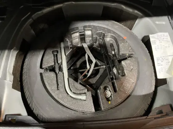 VOLKSWAGEN POLO VI - voiture d'occasion - Photo 17