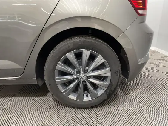 VOLKSWAGEN POLO VI - voiture d'occasion - Photo 24