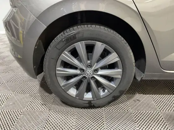 VOLKSWAGEN POLO VI - voiture d'occasion - Photo 25