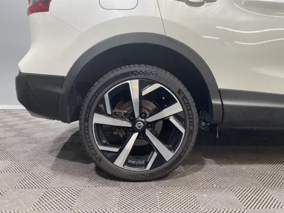 NISSAN QASHQAI II - voiture d'occasion - Photo 25