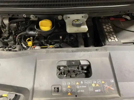 RENAULT SCENIC IV - voiture d'occasion - Photo 20