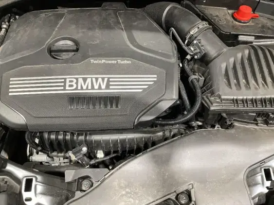 BMW SERIE 1 F40 - voiture d'occasion - Photo 20