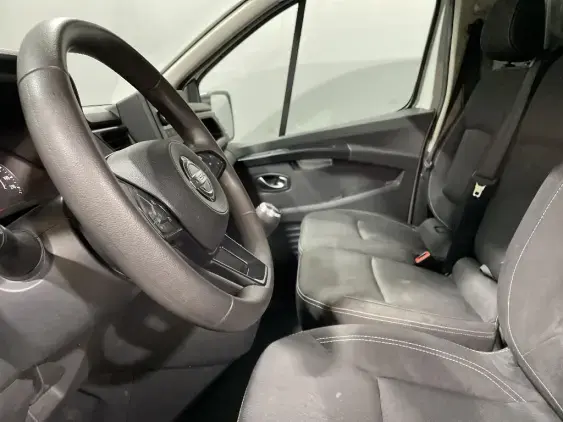 NISSAN PRIMASTAR FG II - voiture d'occasion - Photo 17