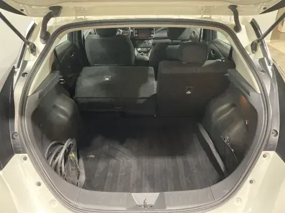 NISSAN LEAF II - voiture d'occasion - Photo 16