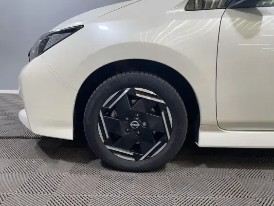 NISSAN LEAF II - voiture d'occasion - Photo 22