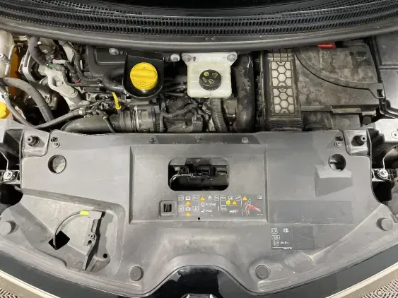 RENAULT SCENIC IV - voiture d'occasion - Photo 21