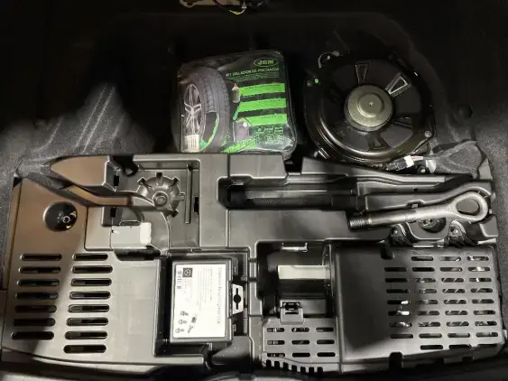 MERCEDES-BENZ CLASSE B III - voiture d'occasion - Photo 17