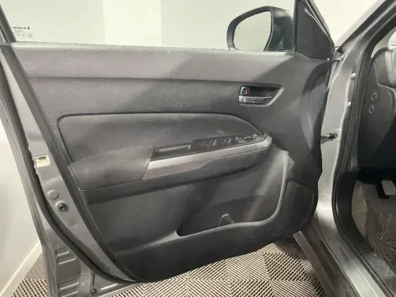 SUZUKI VITARA IV - voiture d'occasion - Photo 19