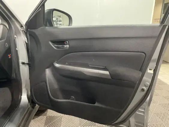 SUZUKI VITARA IV - voiture d'occasion - Photo 20