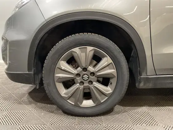 SUZUKI VITARA IV - voiture d'occasion - Photo 23