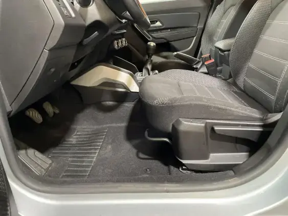 DACIA DUSTER II - voiture d'occasion - Photo 17