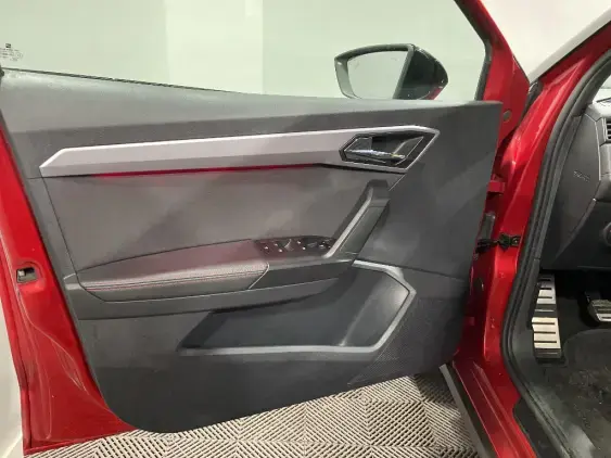 SEAT ARONA - voiture d'occasion - Photo 19