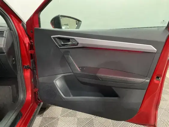 SEAT ARONA - voiture d'occasion - Photo 20