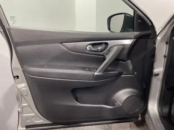 NISSAN QASHQAI II - voiture d'occasion - Photo 19