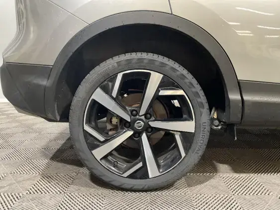 NISSAN QASHQAI II - voiture d'occasion - Photo 24