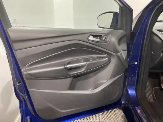 FORD KUGA II - voiture d'occasion - Photo 19
