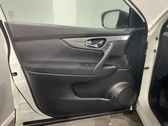 NISSAN QASHQAI II - voiture d'occasion - Photo 19