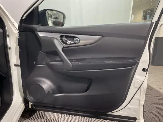 NISSAN QASHQAI II - voiture d'occasion - Photo 20