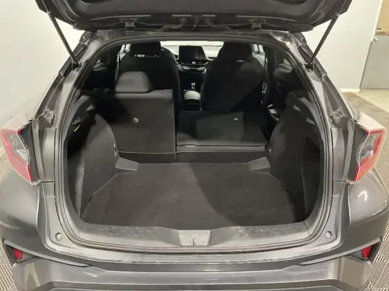 TOYOTA C-HR - voiture d'occasion - Photo 16