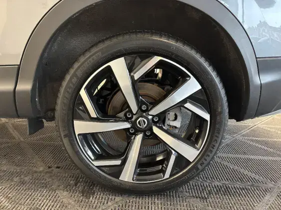 NISSAN QASHQAI II - voiture d'occasion - Photo 24