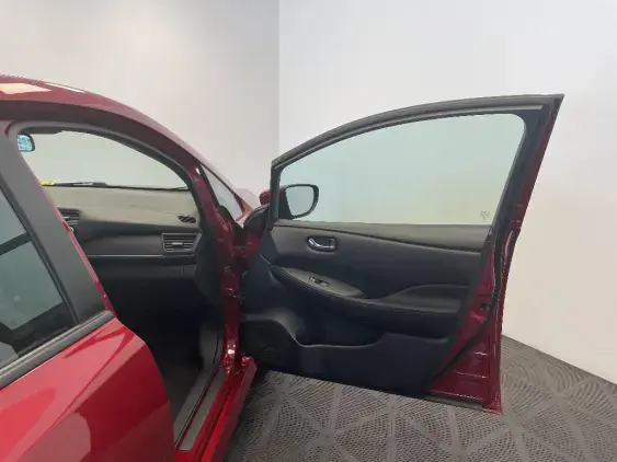 NISSAN LEAF II - voiture d'occasion - Photo 20