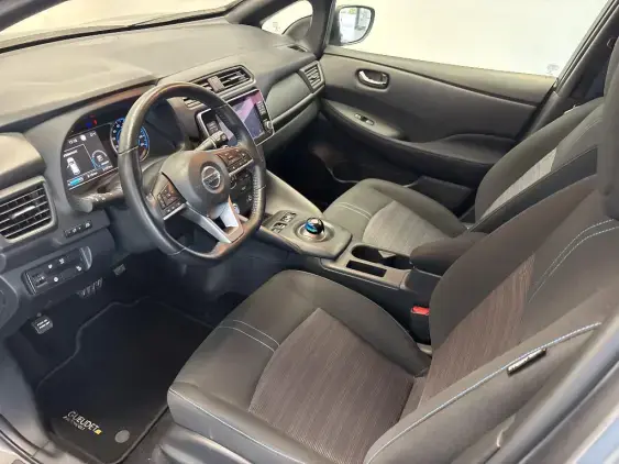 NISSAN LEAF II - voiture d'occasion - Photo 17