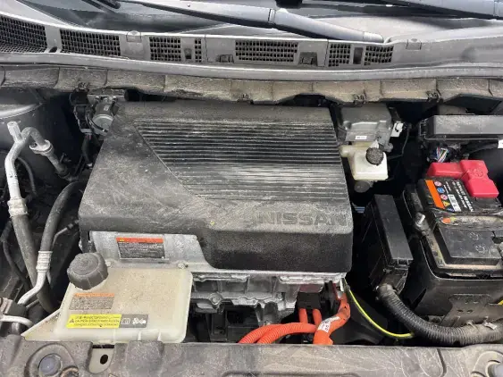 NISSAN LEAF II - voiture d'occasion - Photo 20