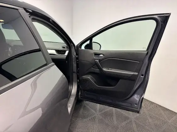 RENAULT CAPTUR II - voiture d'occasion - Photo 19