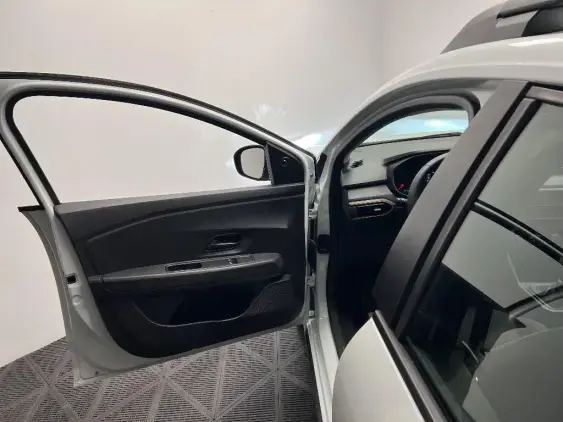 DACIA SANDERO III - voiture d'occasion - Photo 19