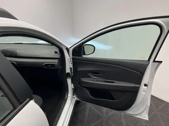 DACIA SANDERO III - voiture d'occasion - Photo 20