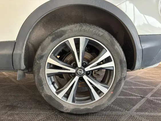 NISSAN QASHQAI II - voiture d'occasion - Photo 23