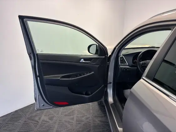 HYUNDAI TUCSON II - voiture d'occasion - Photo 18