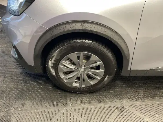 PEUGEOT 2008 ELECTRIQUE II - voiture d'occasion - Photo 23