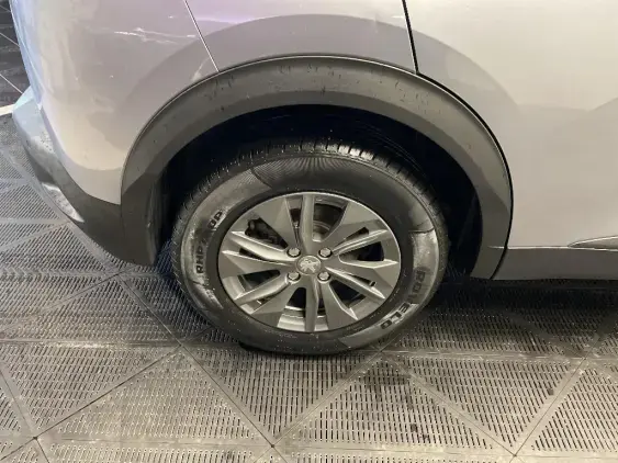 PEUGEOT 2008 ELECTRIQUE II - voiture d'occasion - Photo 25