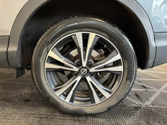 NISSAN QASHQAI II - voiture d'occasion - Photo 24