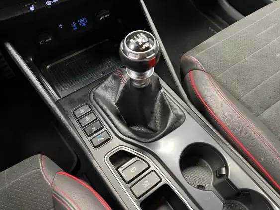 HYUNDAI TUCSON II - voiture d'occasion - Photo 21