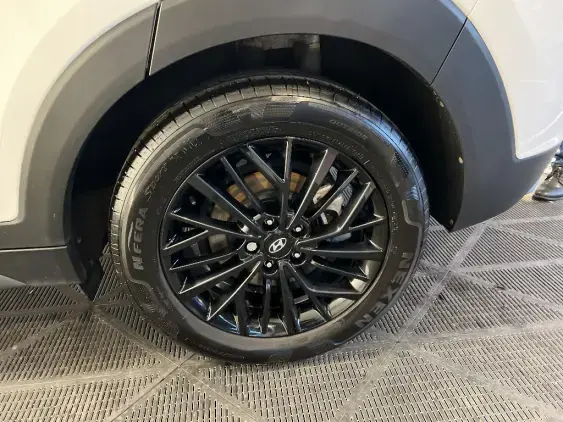 HYUNDAI TUCSON II - voiture d'occasion - Photo 24