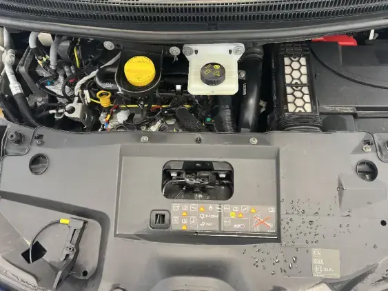 RENAULT SCENIC IV - voiture d'occasion - Photo 21