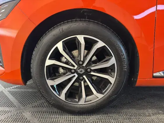 RENAULT CLIO V - voiture d'occasion - Photo 23