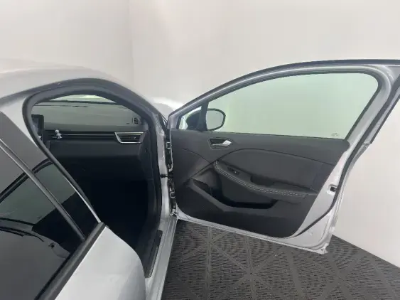 RENAULT CLIO V - voiture d'occasion - Photo 20